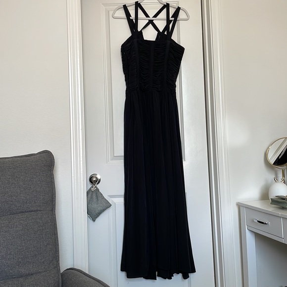 Anya Gathered Dropped Waist Gown - Picture 7 of 10